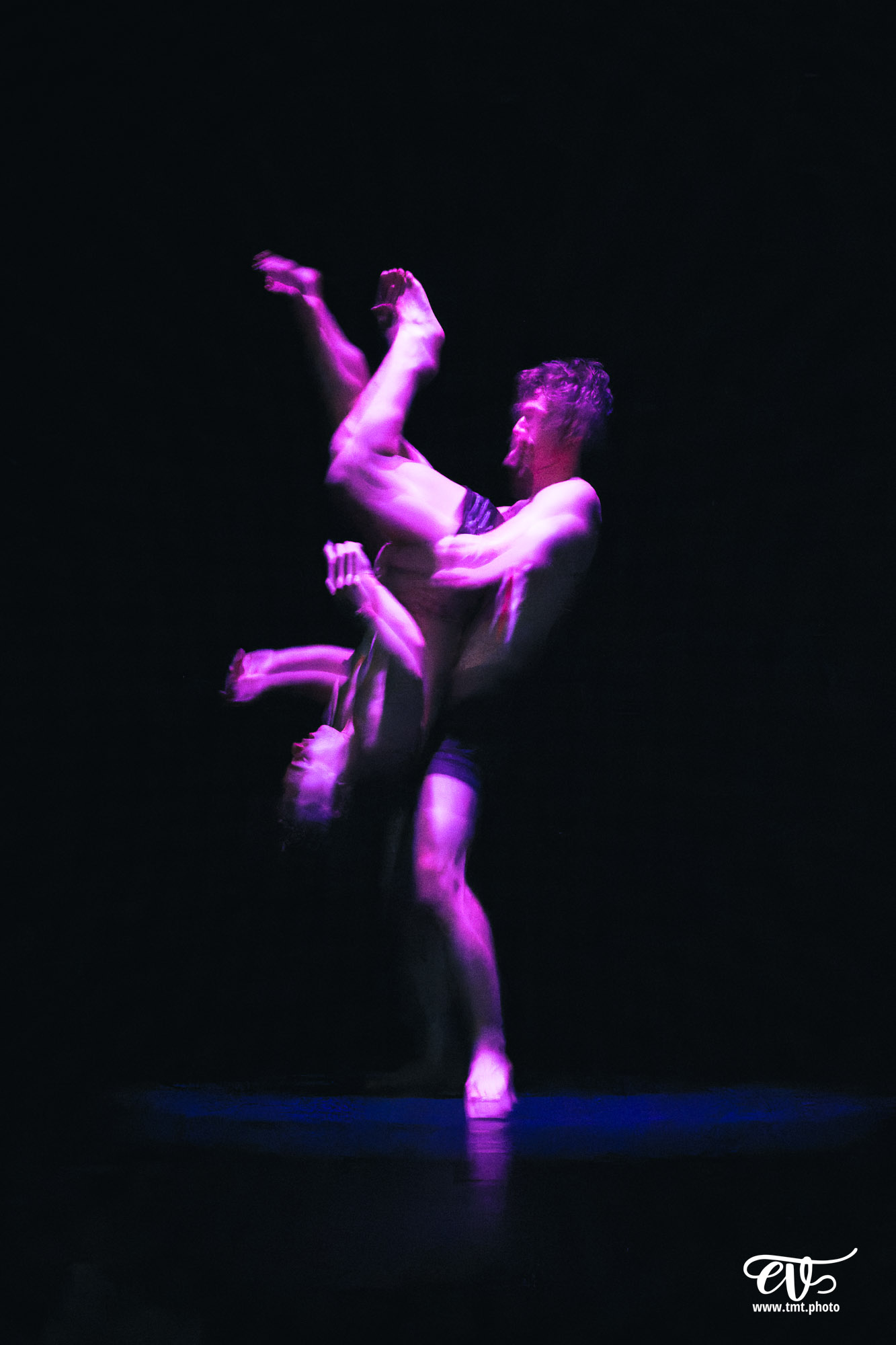 N.ORMES (AGATHE & ADRIEN)